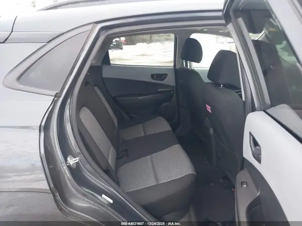 KM8K6CAA6LU549937 2020 HYUNDAI KONA - Image 8