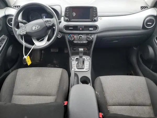 KM8K6CAA7JU082217 2018 HYUNDAI KONA - Image 8