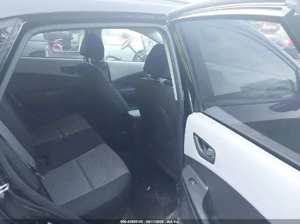KM8K6CAA7JU084629 2018 HYUNDAI KONA - Image 8