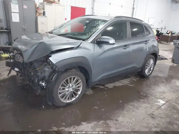 KM8K6CAA7KU319967 2019 HYUNDAI KONA - Image 2
