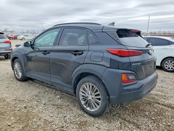KM8K6CAA7LU577858 2020 HYUNDAI KONA - Image 2