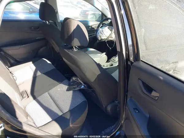 KM8K6CAA7MU688623 2021 HYUNDAI KONA - Image 8