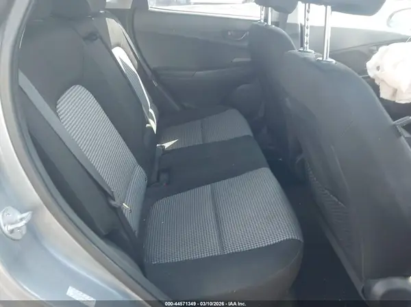 KM8K6CAA7MU690307 2021 HYUNDAI KONA - Image 8