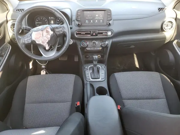 KM8K6CAA7MU705775 2021 HYUNDAI KONA - Image 8