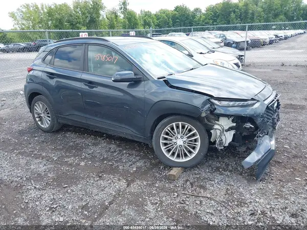 KM8K6CAA8JU104113 2018 HYUNDAI KONA - Image 1