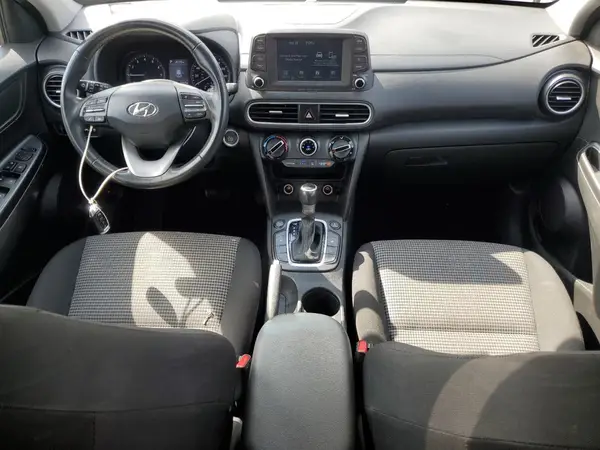 KM8K6CAA8JU111286 2018 HYUNDAI KONA - Image 8