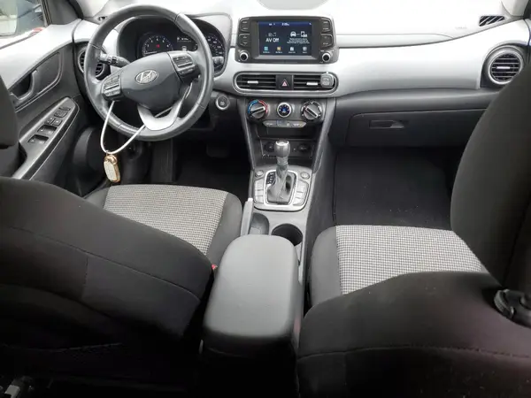 KM8K6CAA8LU447992 2020 HYUNDAI KONA - Image 8