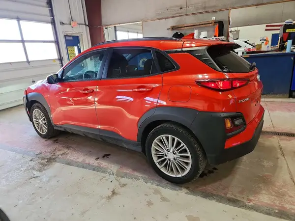 KM8K6CAA8LU567260 2020 HYUNDAI KONA - Image 2