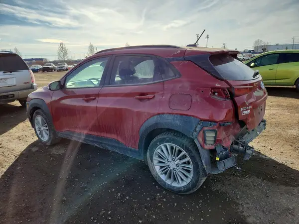 KM8K6CAA8MU628253 2021 HYUNDAI KONA - Image 2