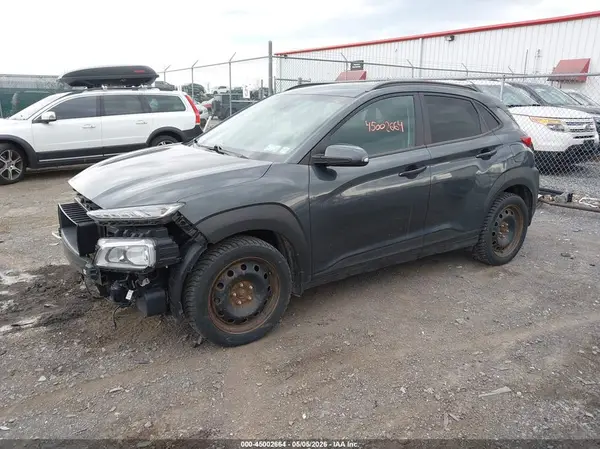 KM8K6CAA8MU652827 2021 HYUNDAI KONA - Image 2