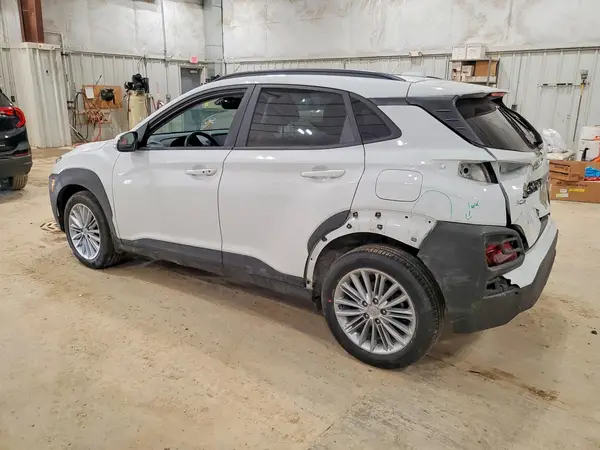 KM8K6CAA8MU664220 2021 HYUNDAI KONA - Image 2