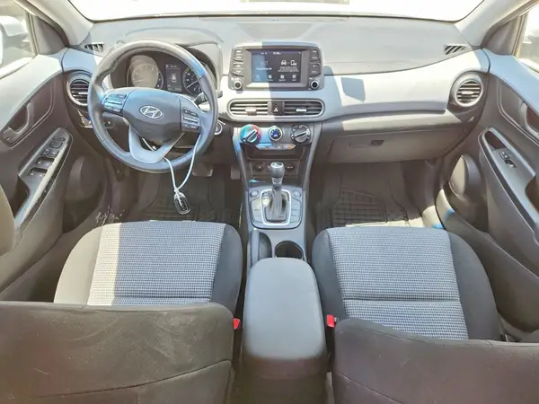 KM8K6CAA8MU747789 2021 HYUNDAI KONA - Image 8