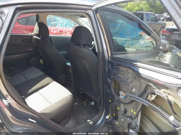 KM8K6CAA9JU130476 2018 HYUNDAI KONA - Image 8