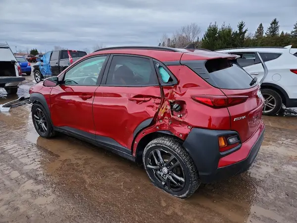 KM8K6CAA9JU179354 2018 HYUNDAI KONA - Image 2