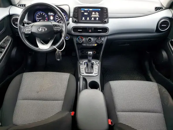 KM8K6CAA9LU519024 2020 HYUNDAI KONA - Image 8