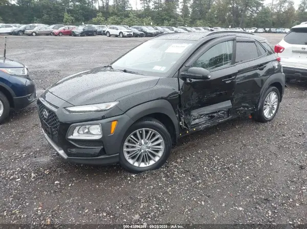 KM8K6CAA9MU673525 2021 HYUNDAI KONA - Image 2