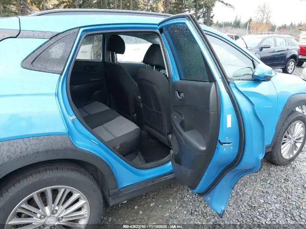 KM8K6CAAXJU077433 2018 HYUNDAI KONA - Image 8