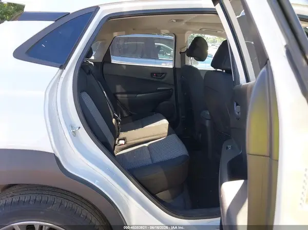 KM8K6CAAXLU480377 2020 HYUNDAI KONA - Image 8
