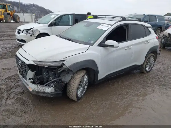 KM8K6CAAXMU608652 2021 HYUNDAI KONA - Image 2