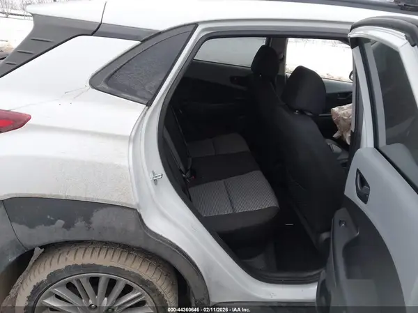KM8K6CAAXMU608652 2021 HYUNDAI KONA - Image 8