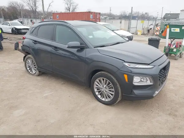 KM8K6CAAXMU745882 2021 HYUNDAI KONA - Image 1