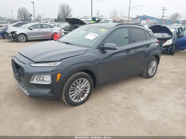 KM8K6CAAXMU745882 2021 HYUNDAI KONA - Image 2