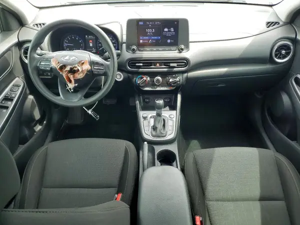 KM8K6CAB0NU820423 2022 HYUNDAI KONA - Image 8