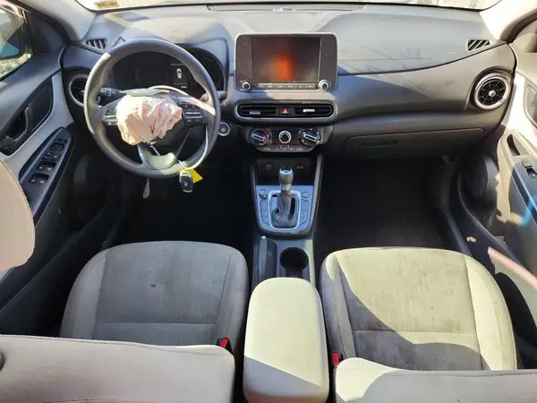 KM8K6CAB0NU832300 2022 HYUNDAI KONA - Image 8