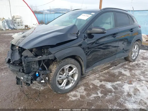 KM8K6CAB0NU841045 2022 HYUNDAI KONA - Image 2