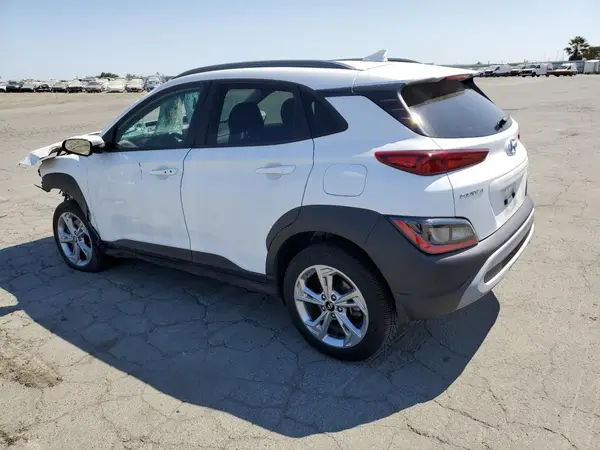 KM8K6CAB0NU877513 2022 HYUNDAI KONA - Image 2