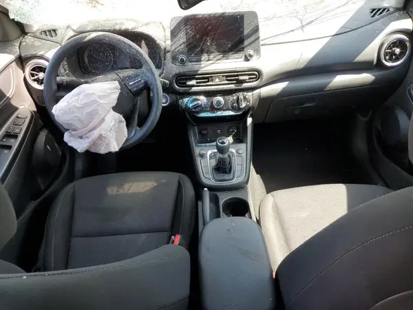 KM8K6CAB0NU877513 2022 HYUNDAI KONA - Image 8