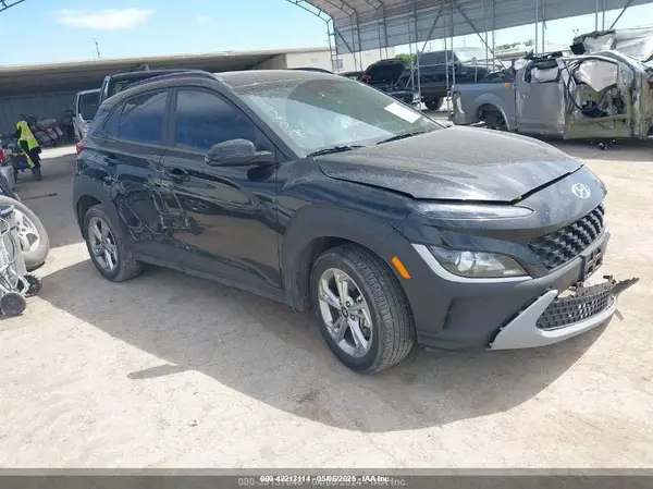 KM8K6CAB0NU892111 2022 HYUNDAI KONA - Image 1