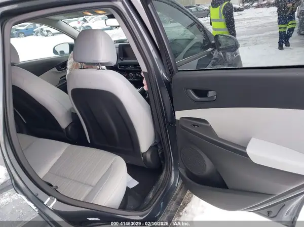 KM8K6CAB0NU903236 2022 HYUNDAI KONA - Image 8
