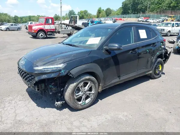 KM8K6CAB0NU913636 2022 HYUNDAI KONA - Image 2