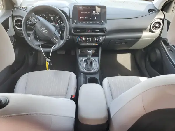 KM8K6CAB0PU046810 2023 HYUNDAI KONA - Image 8