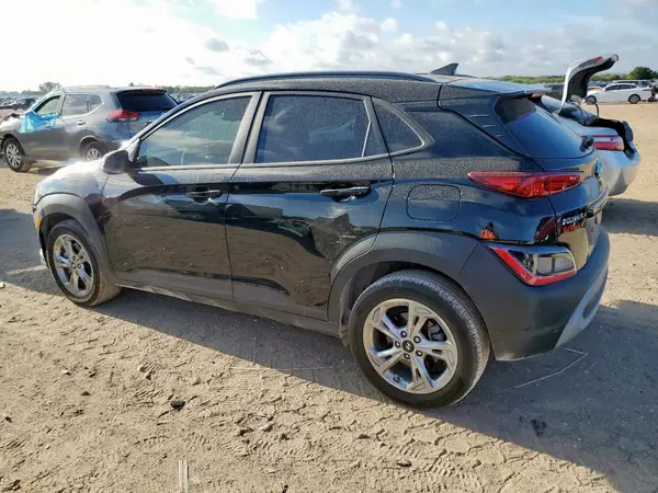 KM8K6CAB0PU054678 2023 HYUNDAI KONA - Image 2