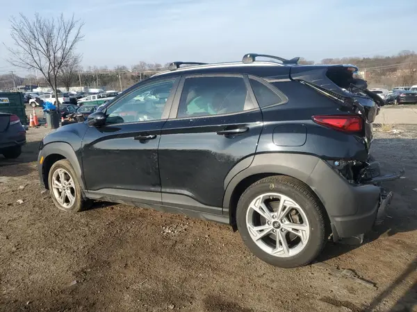 KM8K6CAB0PU056396 2023 HYUNDAI KONA - Image 2
