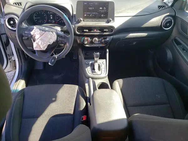 KM8K6CAB0PU947319 2023 HYUNDAI KONA - Image 8