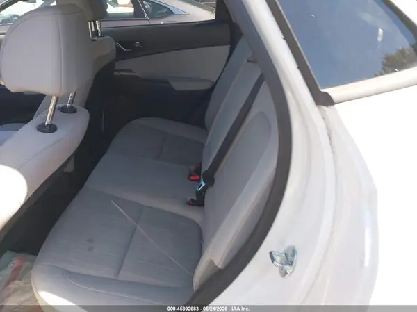 KM8K6CAB0PU978697 2023 HYUNDAI KONA - Image 8