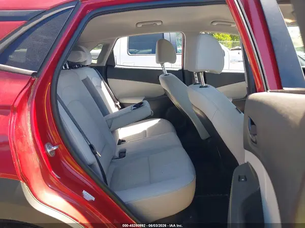KM8K6CAB1NU762872 2022 HYUNDAI KONA - Image 8