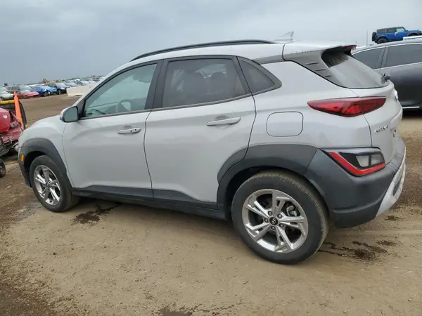 KM8K6CAB1NU775850 2022 HYUNDAI KONA - Image 2