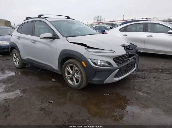 KM8K6CAB1NU808586 2022 HYUNDAI KONA - Image 1