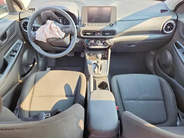 KM8K6CAB1NU830958 2022 HYUNDAI KONA - Image 8
