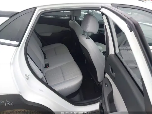 KM8K6CAB1NU832113 2022 HYUNDAI KONA - Image 8