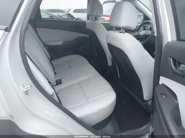 KM8K6CAB1NU883546 2022 HYUNDAI KONA - Image 8