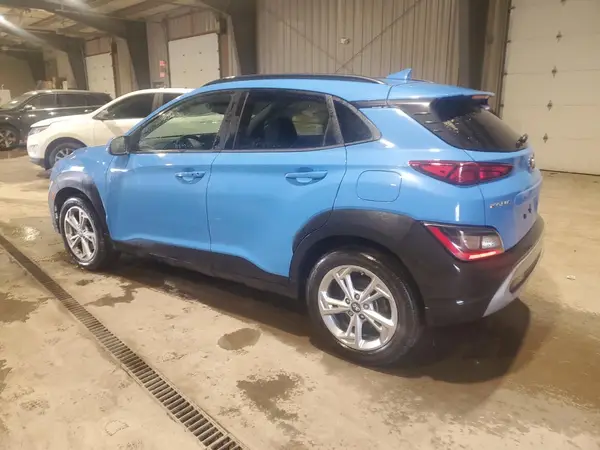 KM8K6CAB1NU914598 2022 HYUNDAI KONA - Image 2