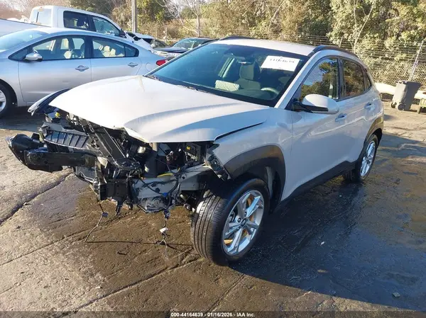 KM8K6CAB1PU041728 2023 HYUNDAI KONA - Image 2
