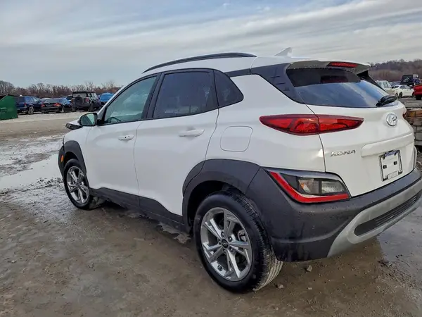 KM8K6CAB1PU049795 2023 HYUNDAI KONA - Image 2