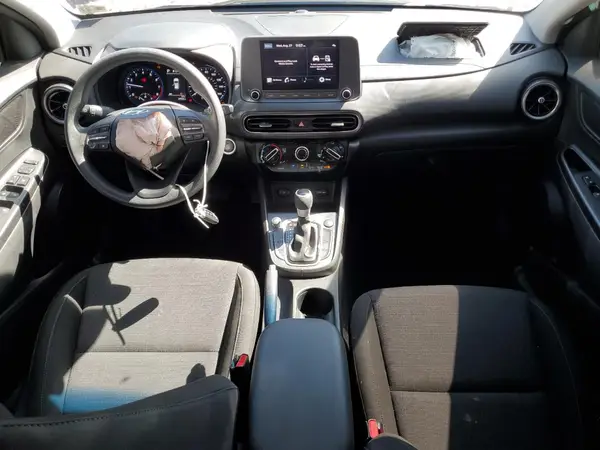 KM8K6CAB1PU935812 2023 HYUNDAI KONA - Image 8