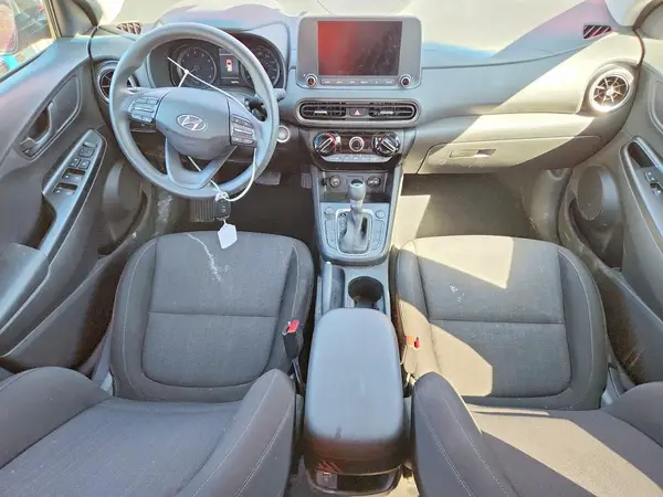 KM8K6CAB1PU940752 2023 HYUNDAI KONA - Image 8